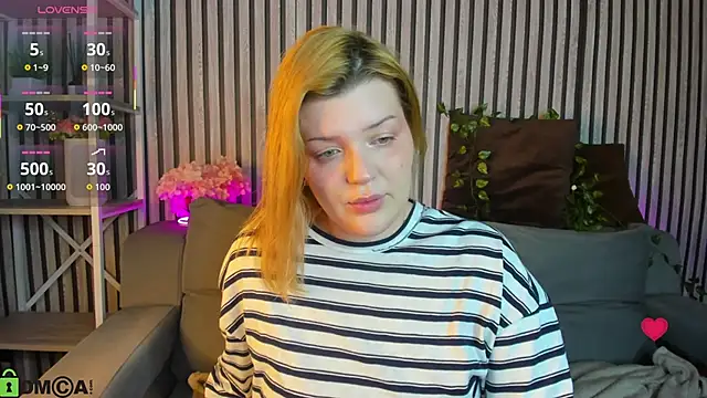 Michele Greenn online show from April 18, 1:09 am