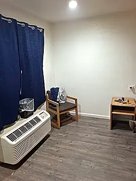 SparklesB1tch online show from February 14, 8:44 am