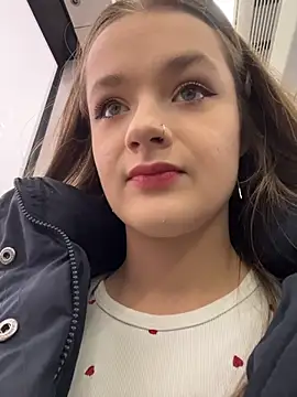 KittyQueeny online show from December 15, 12:09 pm