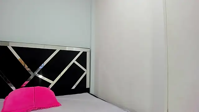 iisabella noa online show from September 13, 1:22 pm