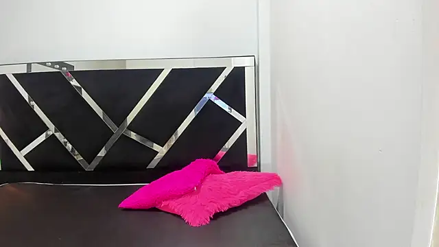 iisabella noa online show from September 17, 12:51 pm