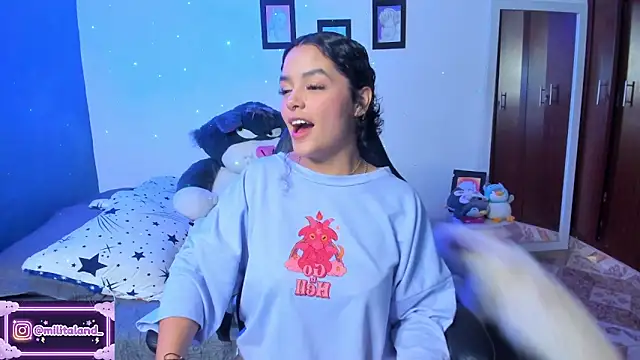 Snapshot of milita_houston chatting on October 17, 2:37 am milita houston online show from October 17, 2:37 am