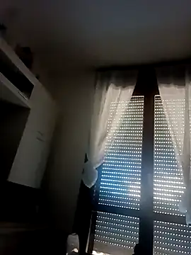Snapshot of giova17cm chatting on June 3, 2:33 pm giova17cm online show from June 3, 2:33 pm