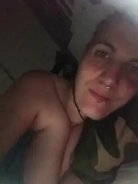 est 82 online show from September 15, 9:59 pm