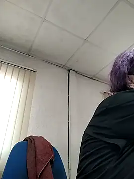 est 82 online show from September 26, 6:50 am