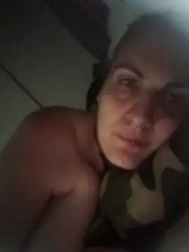 est 82 online show from September 27, 9:42 pm