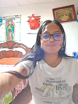 LunaHot 777 online show from December 23, 2:42 am