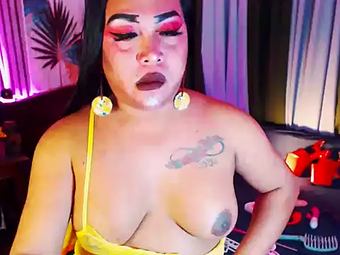 CumFactoryLuna online show from March 22, 1:31 am