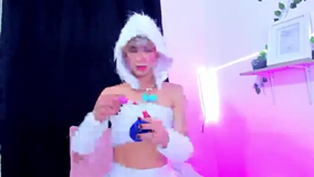 Snapshot of Cooperrosscute233 chatting on October 24, 1:46 am Cooperrosscute233 online show from October 24, 1:46 am