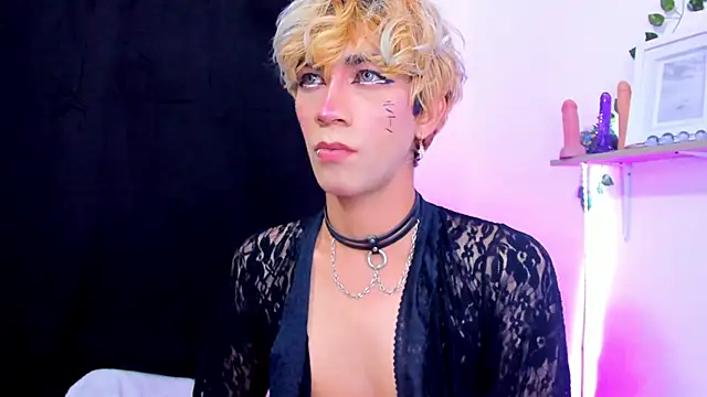 Snapshot of Cooperrosscute233 chatting on October 26, 4:29 am Cooperrosscute233 online show from October 26, 4:29 am