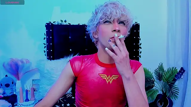 Snapshot of Cooperrosscute233 chatting on November 6, 9:05 pm Cooperrosscute233 online show from November 6, 9:05 pm