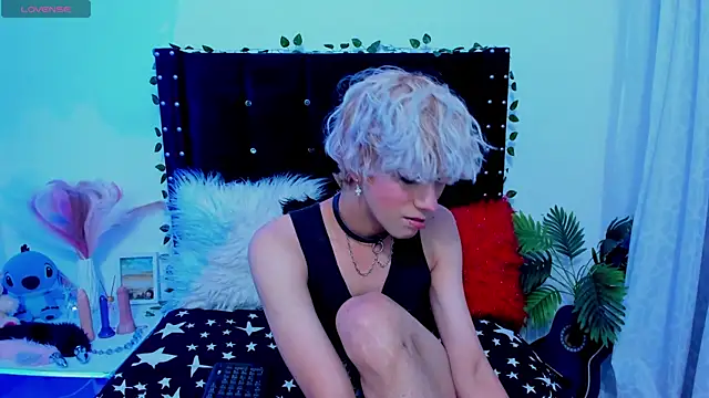 Snapshot of Cooperrosscute233 chatting on November 9, 12:53 am Cooperrosscute233 online show from November 9, 12:53 am