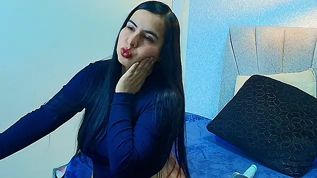 Snapshot of Aly_Smith_ chatting on September 16, 11:44 am Aly Smith  online show from September 16, 11:44 am
