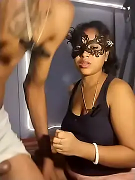 Snapshot of sxdbhaiyabhbi chatting on September 30, 3:22 am sxdbhaiyabhbi online show from September 30, 3:22 am