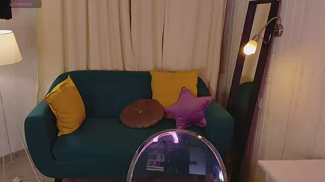 May suki online show from March 7, 8:39 pm