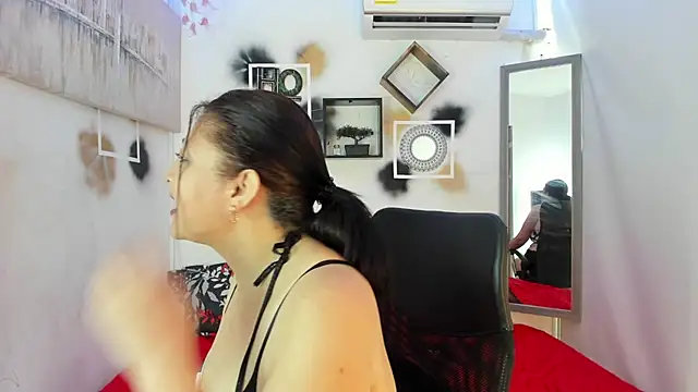 tatiana sofiaa online show from September 15, 1:33 pm