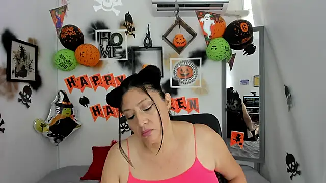 tatiana sofiaa online show from October 28, 2:20 pm