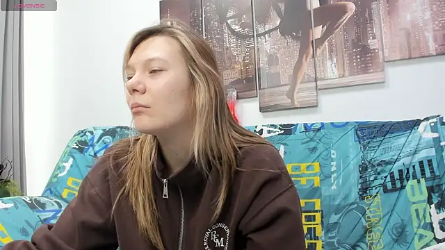 Sunny Sammy online show from April 22, 2:58 am