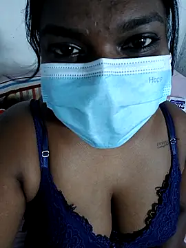 Snapshot of chubybabi chatting on November 10, 6:01 am chubybabi online show from November 10, 6:01 am