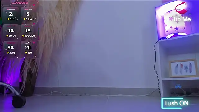 shannel moss   online show from September 9, 11:48 pm