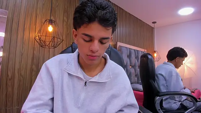 owen  johnson online show from April 20, 11:46 am