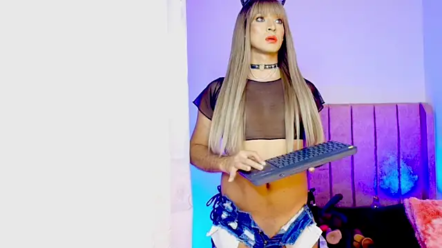 MaddySmithX online show from September 25, 3:54 am