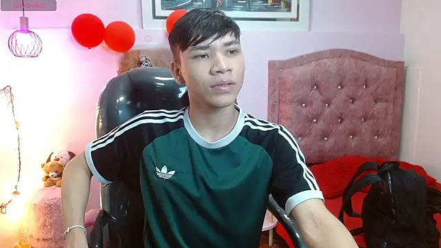 nathanclay online show from September 23, 3:09 am