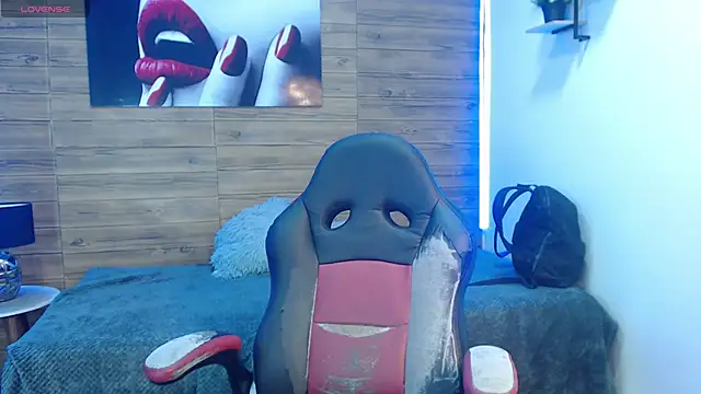 nathanclay online show from March 27, 3:56 am