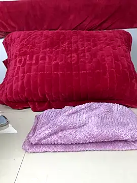 Jess-Thuy online show from March 5, 3:24 am