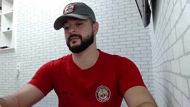 Snapshot of BombeiroHotx chatting on November 11, 11:27 pm BombeiroHotx online show from November 11, 11:27 pm