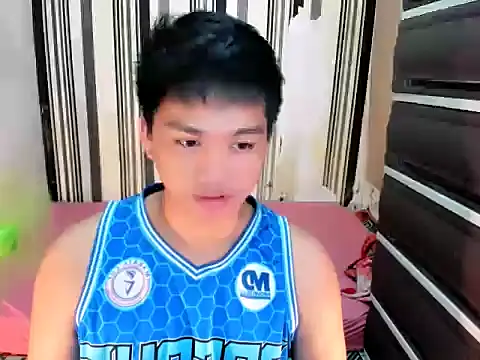 Snapshot of Mister_officer69 chatting on March 15, 8:37 pm Mister officer69 online show from March 15, 8:37 pm