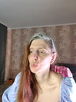 CandiCole online show from June 5, 7:03 am