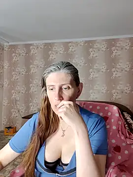 CandiCole online show from June 22, 8:11 am