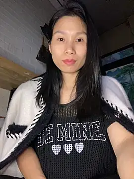 MinHiNi online show from December 5, 6:55 am