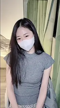 Ninii-b online show from November 3, 1:23 pm