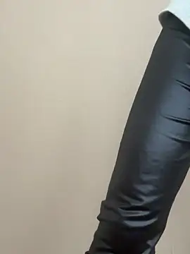 iikangi online show from February 25, 3:27 am