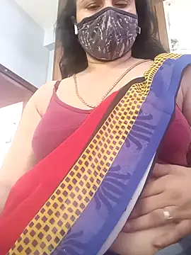 Snapshot of Tamil_Sivani chatting on October 6, 7:39 am Tamil Sivani online show from October 6, 7:39 am