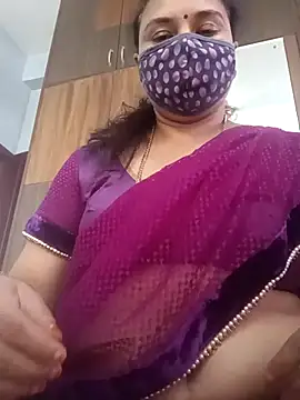 Snapshot of Tamil_Sivani chatting on October 10, 7:51 am Tamil Sivani online show from October 10, 7:51 am