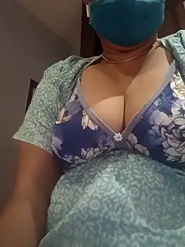 Snapshot of Tamil_Sivani chatting on October 21, 2:40 pm Tamil Sivani online show from October 21, 2:40 pm