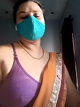 Snapshot of Tamil_Sivani chatting on December 2, 3:23 am Tamil Sivani online show from December 2, 3:23 am