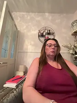 BuxomKitty BBW online show from April 9, 6:24 pm