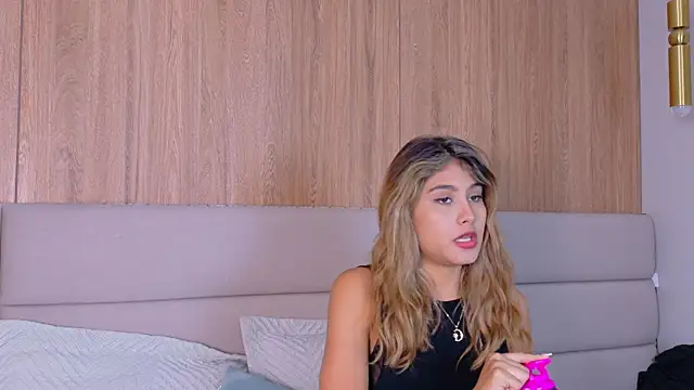 ZoehAngel online show from April 21, 12:00 pm