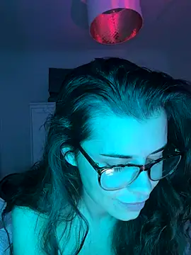 AlitaNova online show from October 5, 9:56 pm