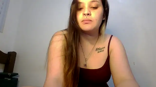 Snapshot of devilbaby9696 chatting on November 12, 2:34 am devilbaby9696 online show from November 12, 2:34 am