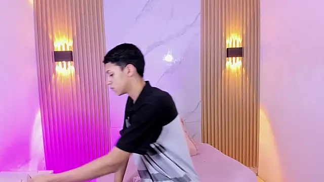 BILLY JAMEES online show from April 9, 12:10 pm