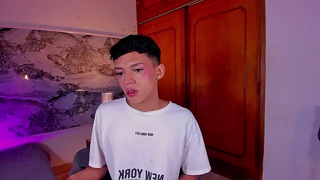 BILLY JAMEES online show from April 22, 12:39 pm