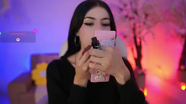 JadeSummerr online show from April 10, 11:48 am