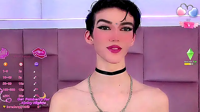 Snapshot of Baby_FenixTS chatting on December 2, 9:21 pm Baby FenixTS online show from December 2, 9:21 pm