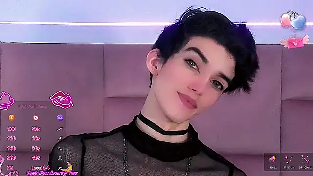 Snapshot of Baby_FenixTS chatting on December 14, 2:17 am Baby FenixTS online show from December 14, 2:17 am