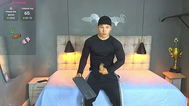 Snapshot of Horny_nick18 chatting on September 12, 1:22 pm Horny nick18 online show from September 12, 1:22 pm